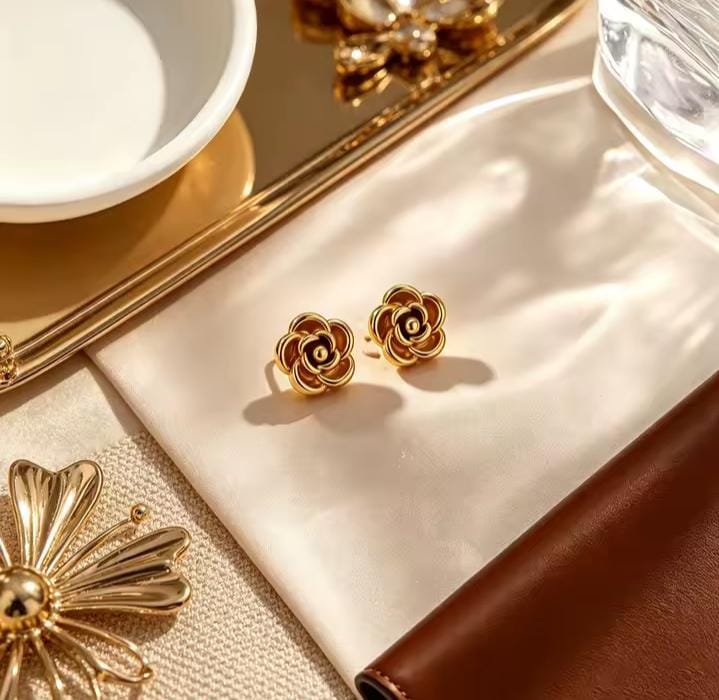 Golden Flower Korean Tops Earrings - SSJK0075