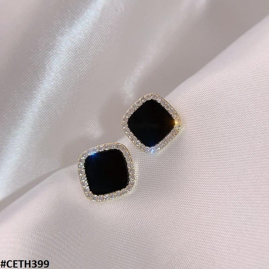 Black Painted Square Stud Earrings Pair - CETH399 YYZ