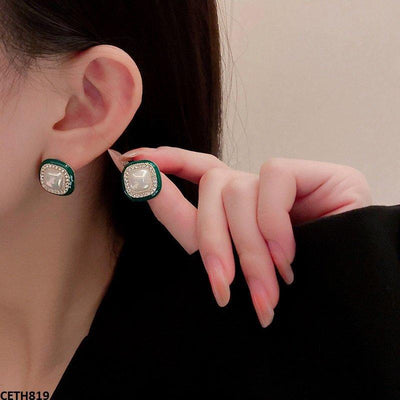 Emerald Square Pearl Earrings/Tops - CETH819 SIQ