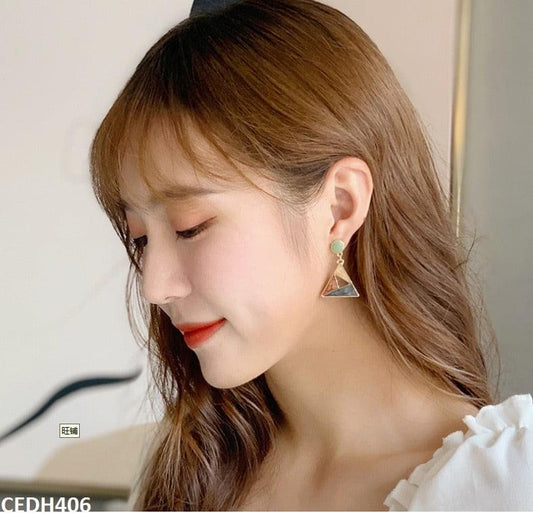 Painted Triangle Drop Earrings Pair - CEDH406 YHC