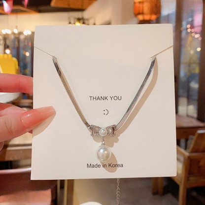 Elegant Korean Know Shape Pearl Pendent Necklace