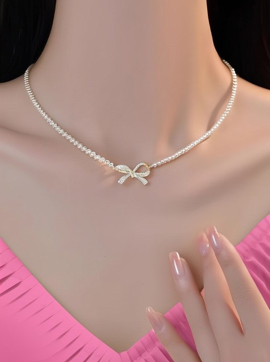 Bow Shape Pearl Pendant Necklace
