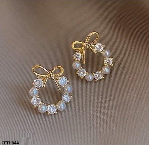 Pearl Bow Stud Earrings Pair - CETH044 SDQ