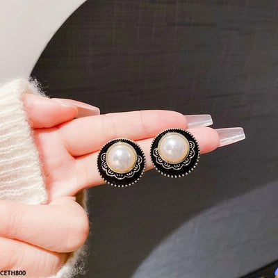Korean Black Round Pearl Earrings/Tops- CETH800 ZHL