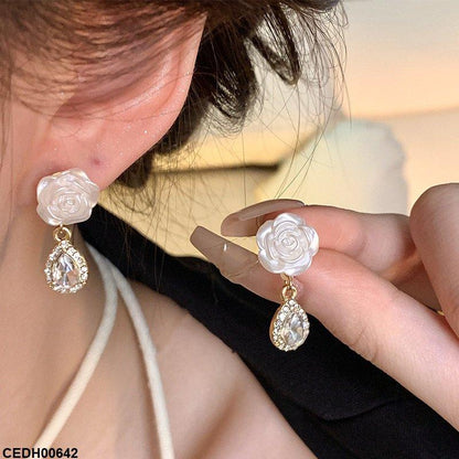 Flower Tear Drop Earrings - CEDH00642 HJF