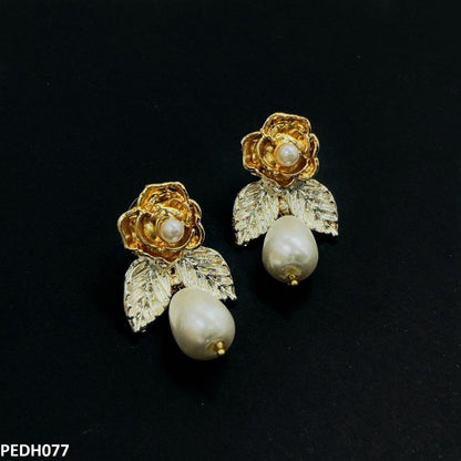 Flower/Pearl Drop Earring Pair - PEDH077 SDQ