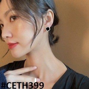 Black Painted Square Stud Earrings Pair - CETH399 YYZ