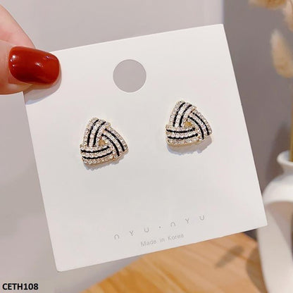 Modern Triangle Stud Earrings Pair - CETH108 YYZ