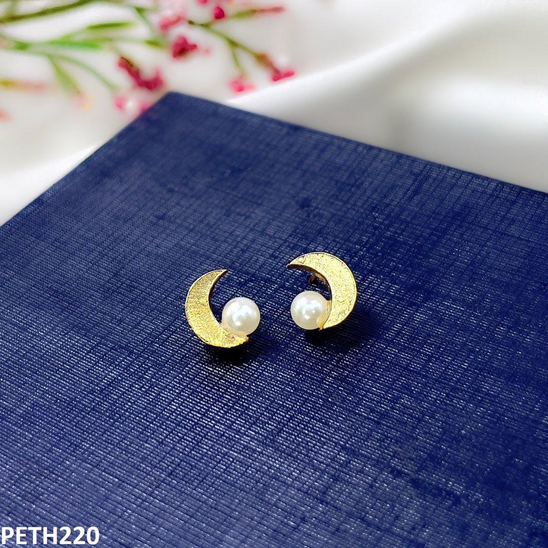 Pearl/Moon Golden Tops Earrings - PETH220 SDQ