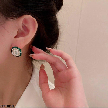 Emerald Square Pearl Earrings/Tops - CETH819 SIQ