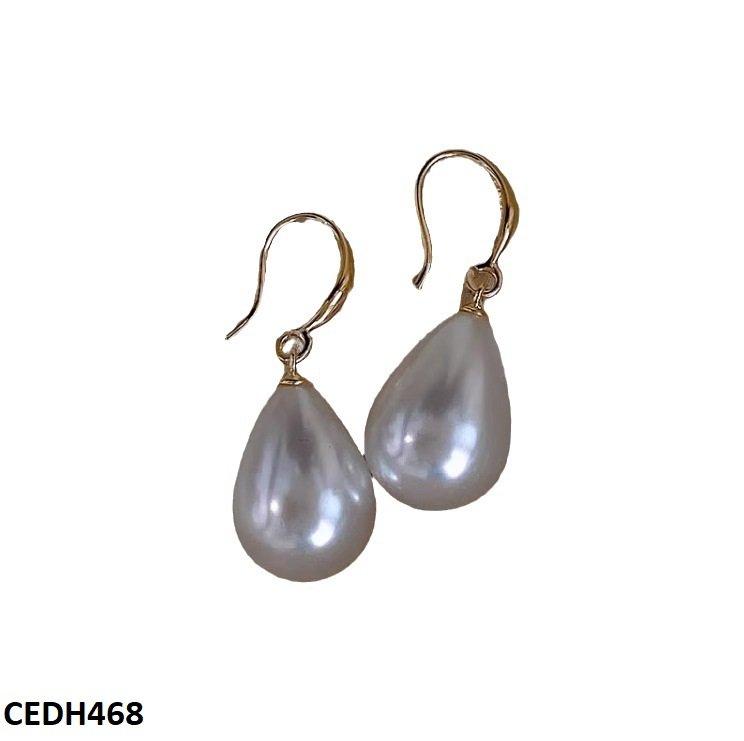 Korean Pearl Drop Earrings Pair - CEDH468 YYZ