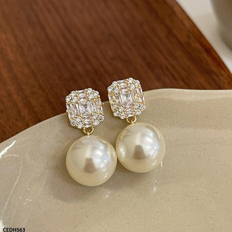 Round Pearl Drop Earrings - CEDH563 HJF