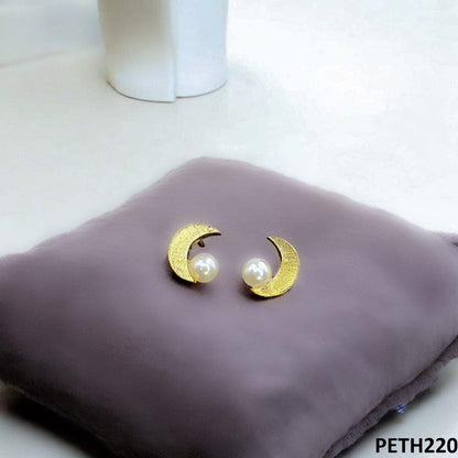 Pearl/Moon Golden Tops Earrings - PETH220 SDQ