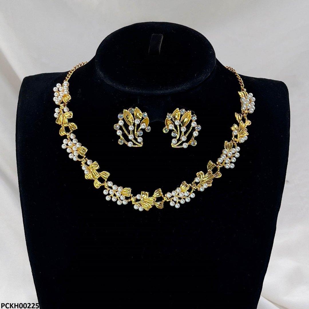 Golden Leaf Pearl Choker Set - PCKH00225 SDQ