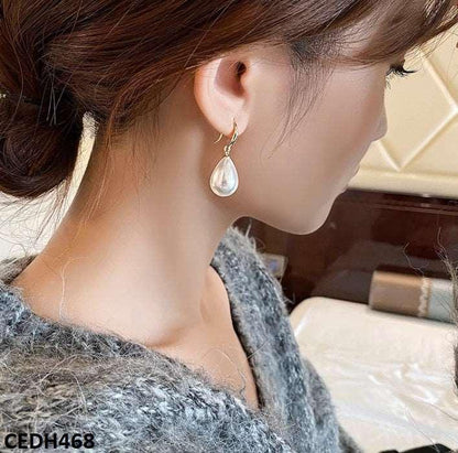 Korean Pearl Drop Earrings Pair - CEDH468 YYZ